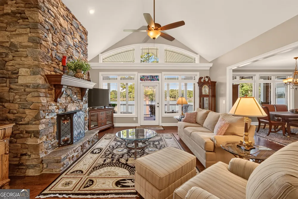 118A Stephanie LN NE Milledgeville, GA 31061
