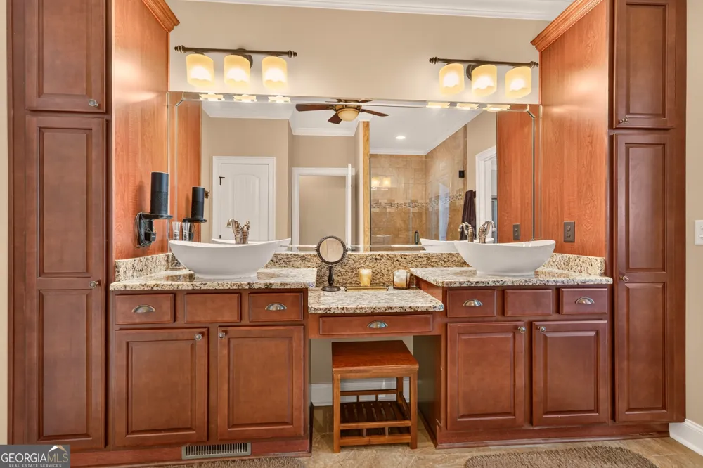 118A Stephanie LN NE Milledgeville, GA 31061