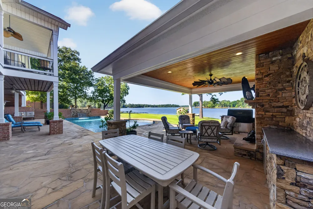 118A Stephanie LN NE Milledgeville, GA 31061