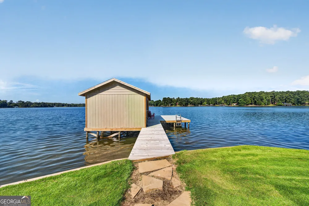 118A Stephanie LN NE Milledgeville, GA 31061