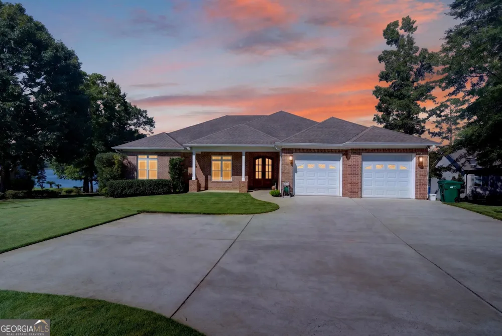 118A Stephanie LN NE Milledgeville, GA 31061