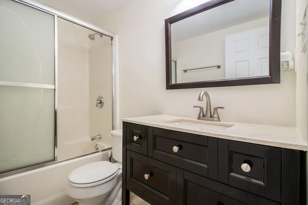 225 S Shore TER Fayetteville, GA 30214