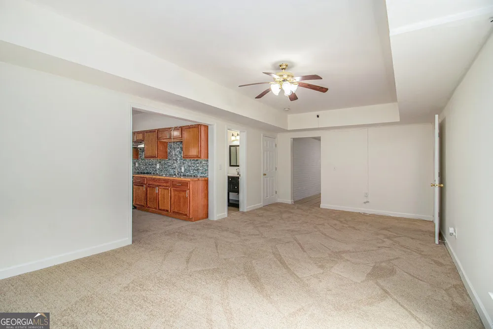 225 S Shore TER Fayetteville, GA 30214