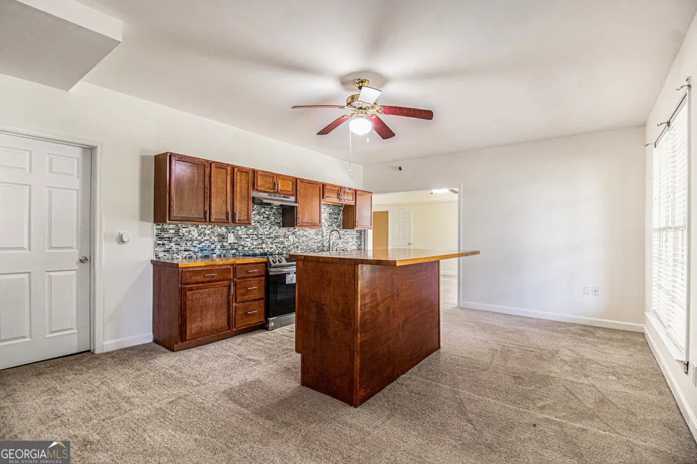 225 S Shore TER Fayetteville, GA 30214
