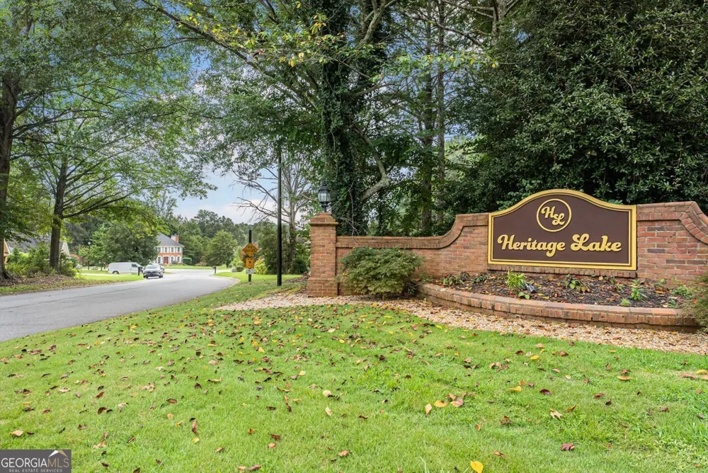 225 S Shore TER Fayetteville, GA 30214