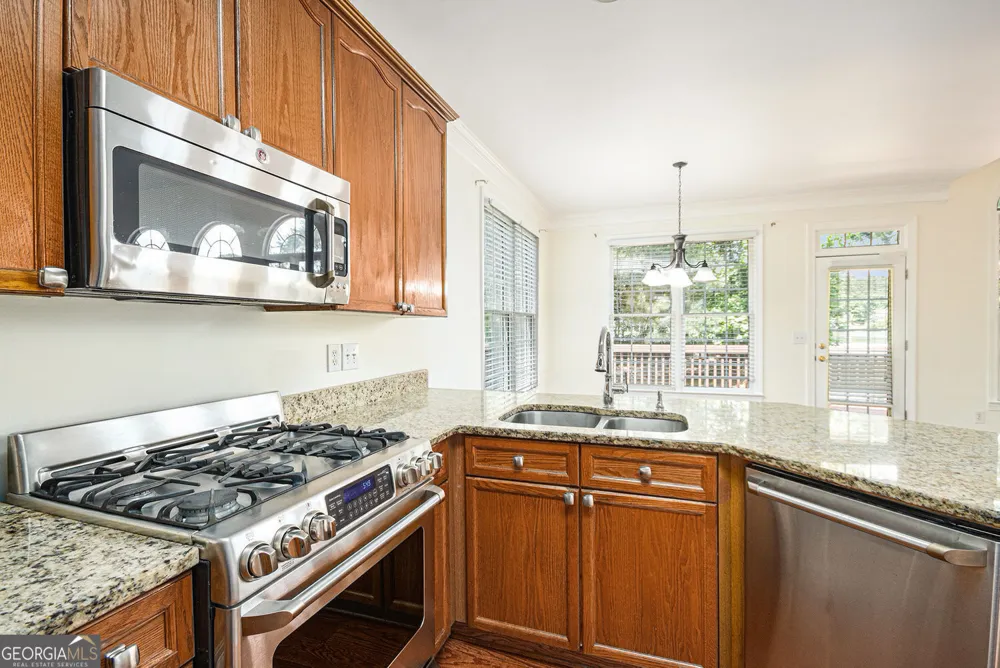225 S Shore TER Fayetteville, GA 30214