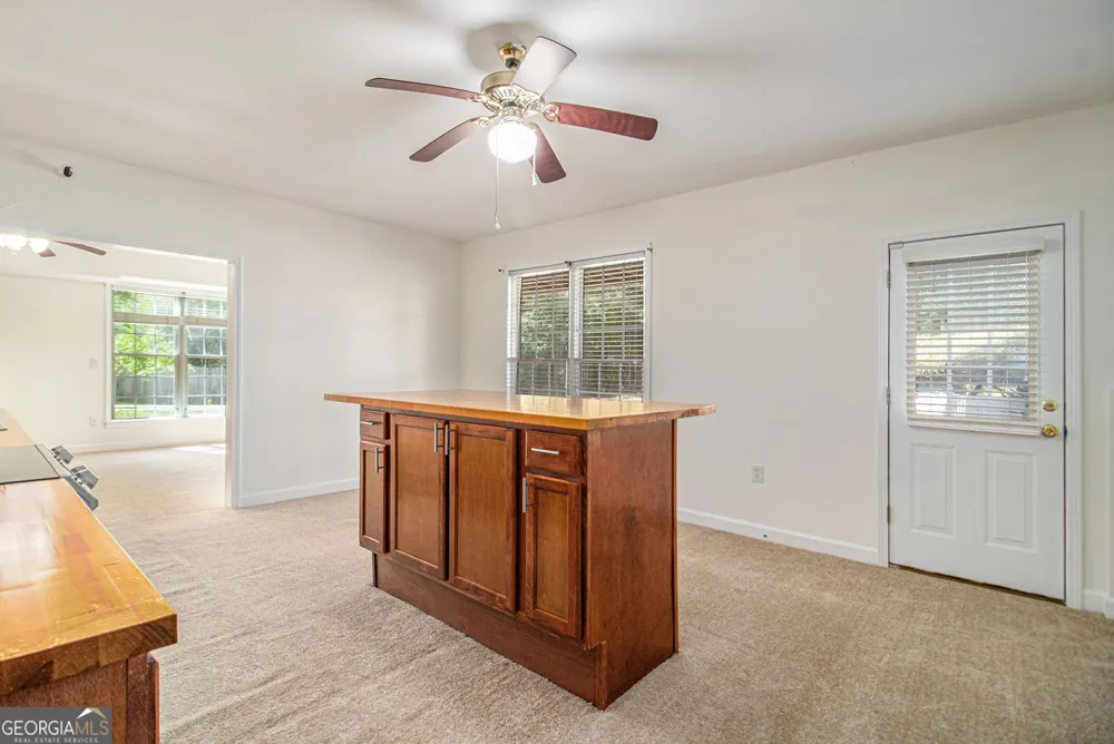 225 S Shore TER Fayetteville, GA 30214