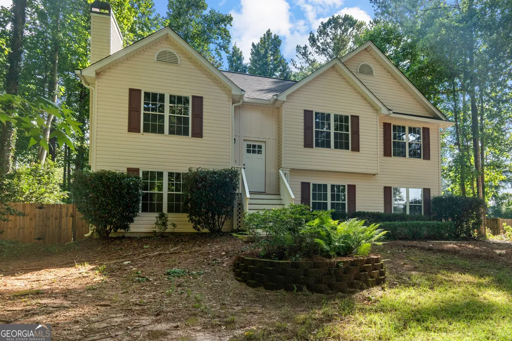 120 Woodstream DR Newnan, GA 30265