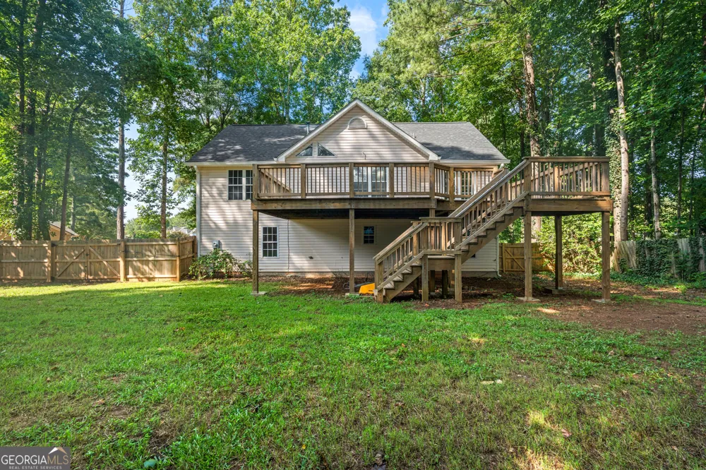 120 Woodstream DR Newnan, GA 30265