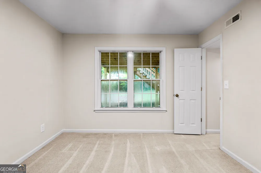 120 Woodstream DR Newnan, GA 30265