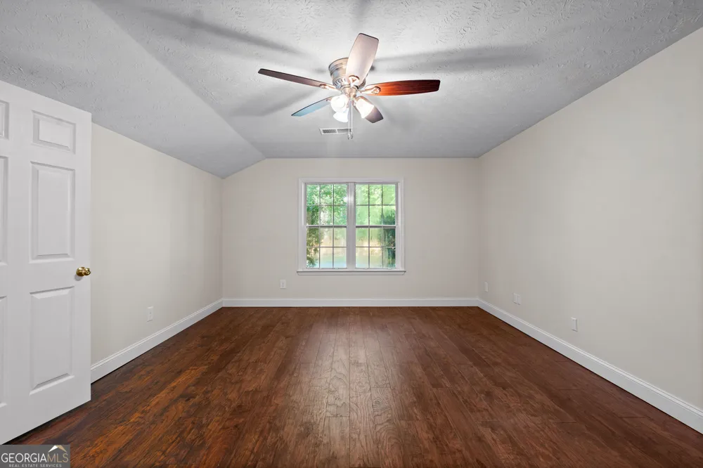 120 Woodstream DR Newnan, GA 30265