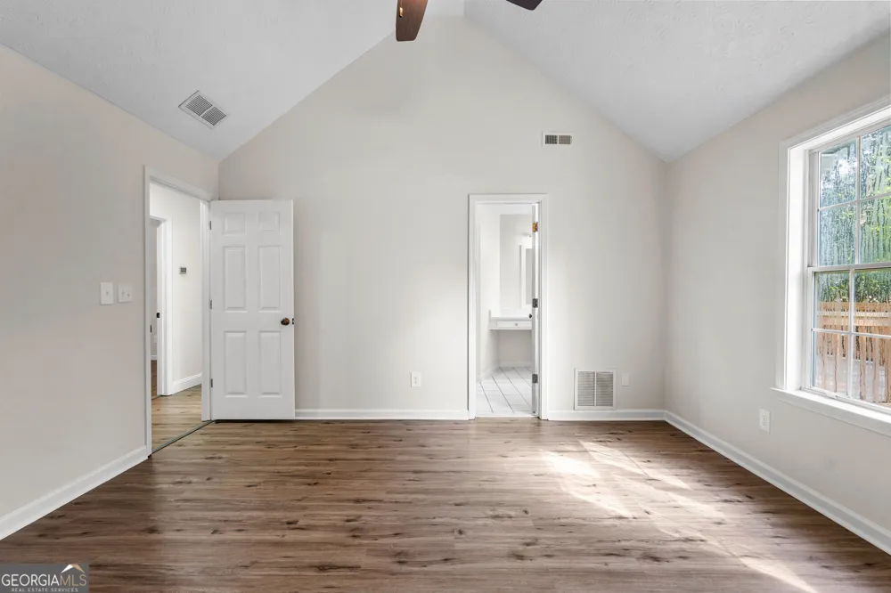 120 Woodstream DR Newnan, GA 30265