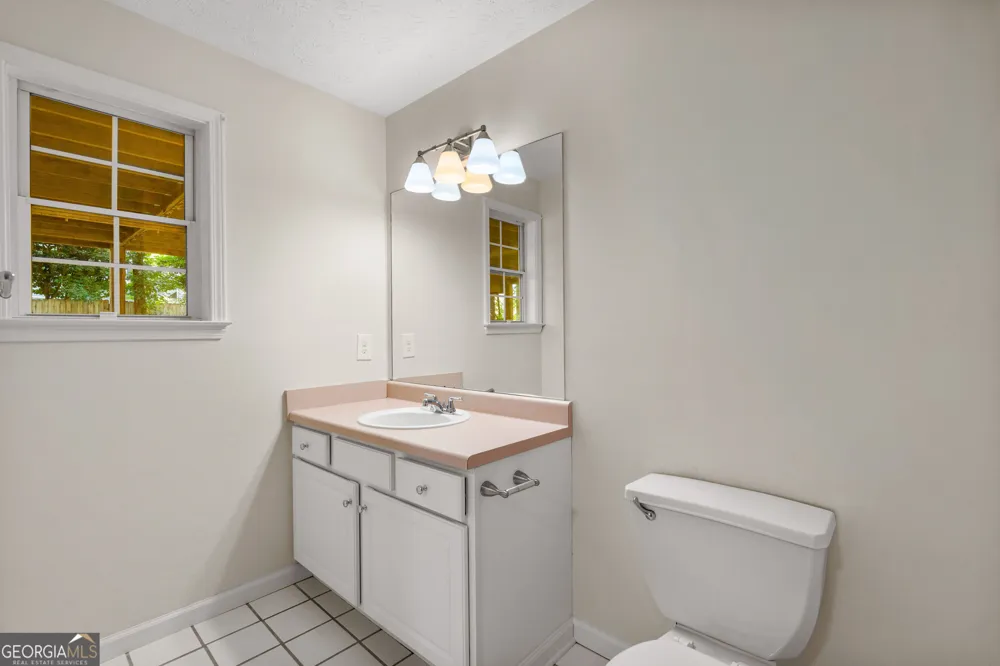 120 Woodstream DR Newnan, GA 30265