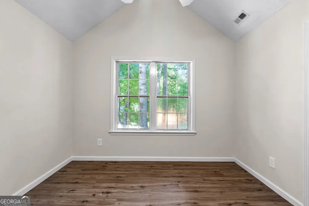 120 Woodstream DR Newnan, GA 30265
