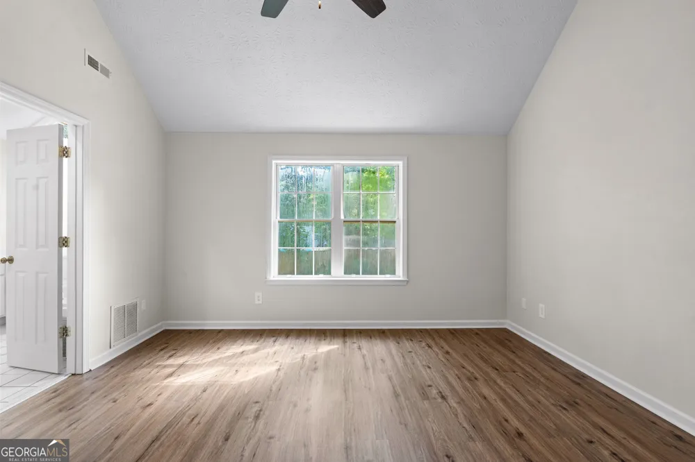 120 Woodstream DR Newnan, GA 30265