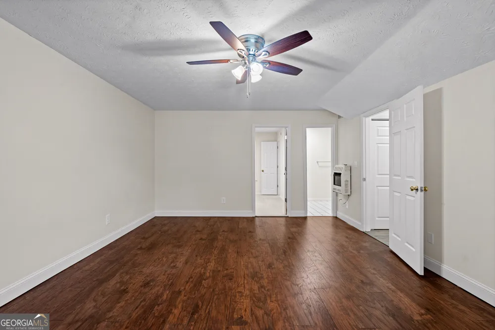 120 Woodstream DR Newnan, GA 30265