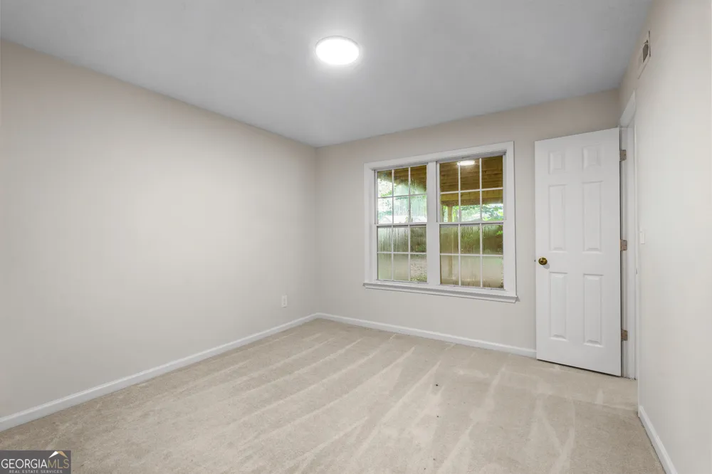 120 Woodstream DR Newnan, GA 30265