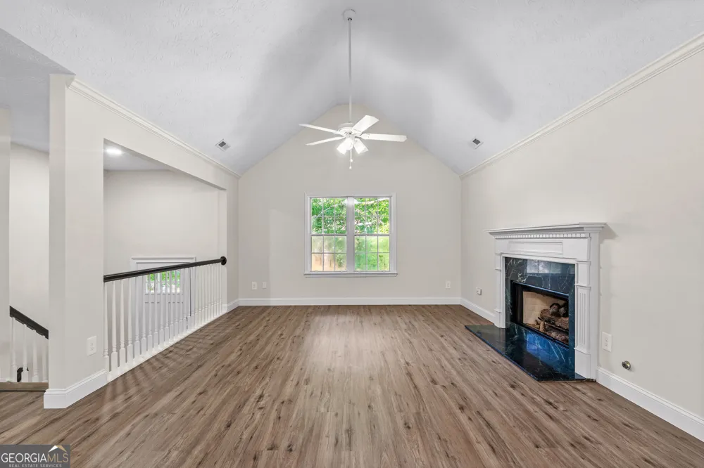 120 Woodstream DR Newnan, GA 30265