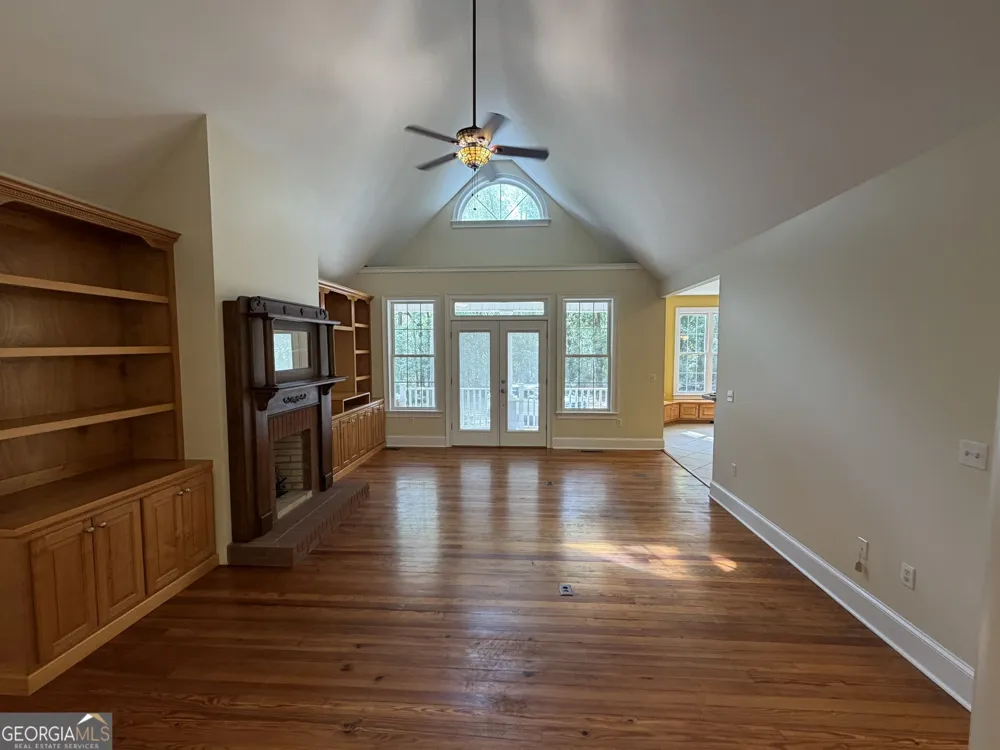 24 Peterson LN Mcrae-Helena, GA 31055