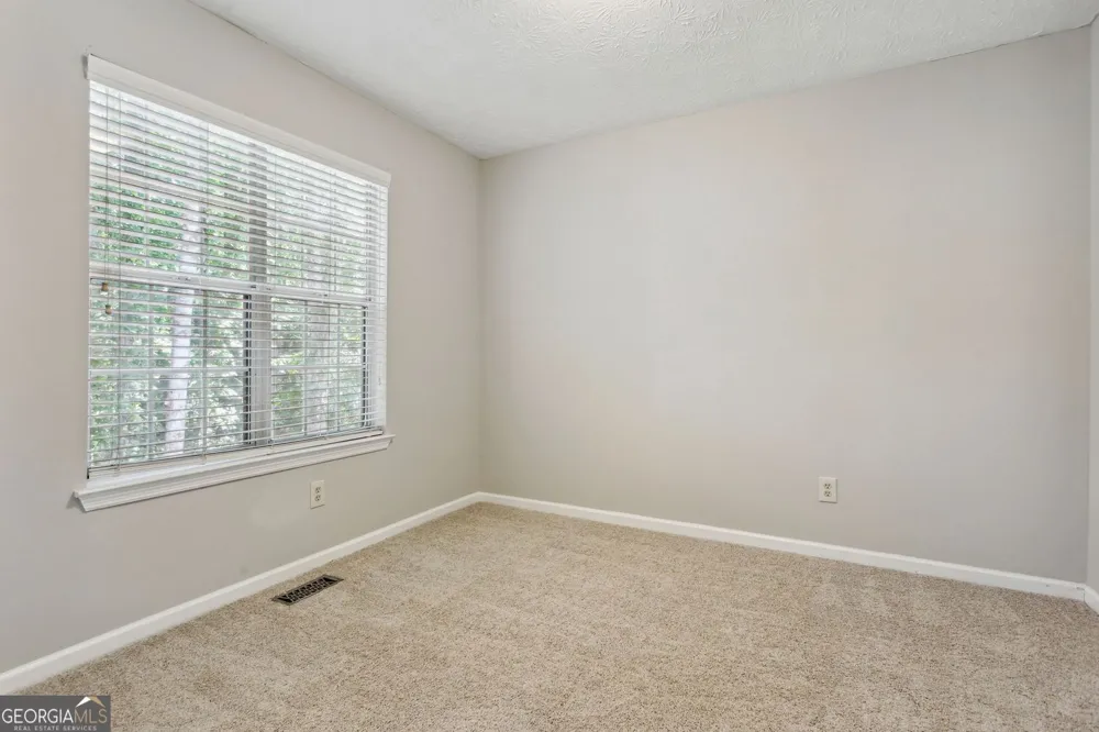 525 Abbotts Hill LN Johns Creek, GA 30097