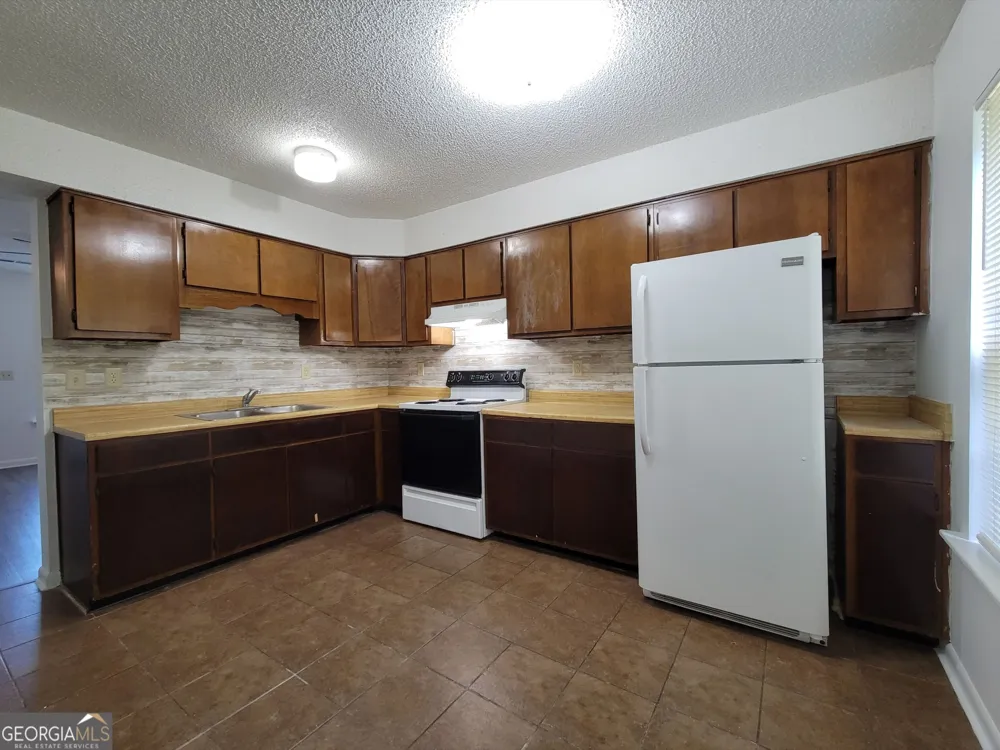 4570 Highway 53 Hoschton, GA 30548