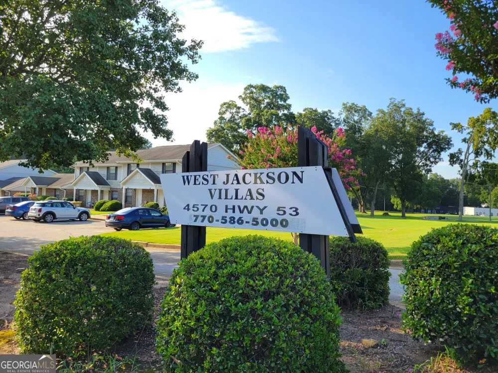4570 Highway 53 Hoschton, GA 30548