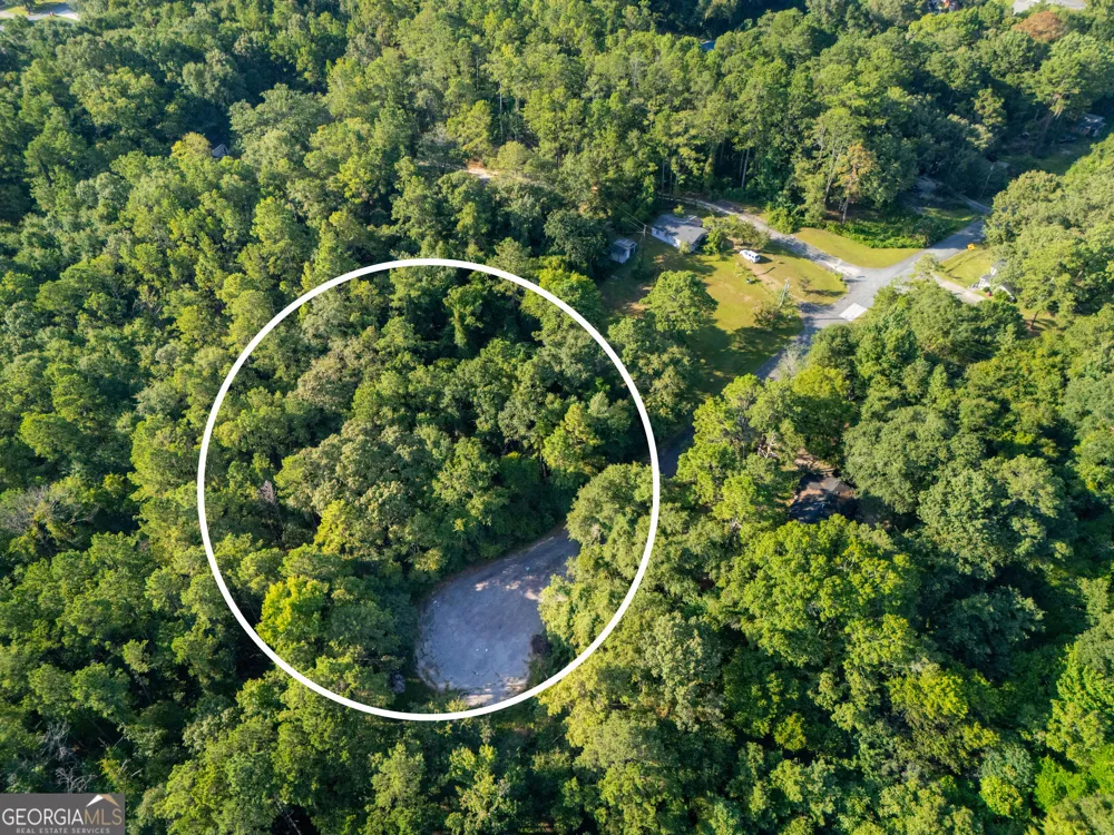 3821 Crest DR Macon, GA 31217