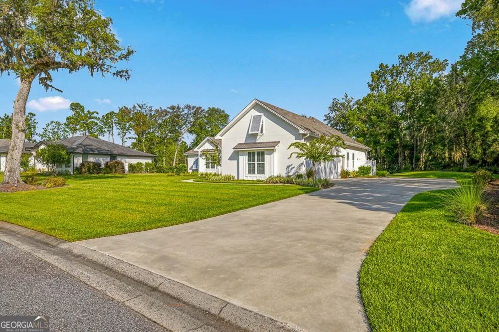 14 Willow CT Brunswick, GA 31523