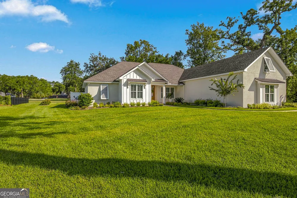 14 Willow CT Brunswick, GA 31523