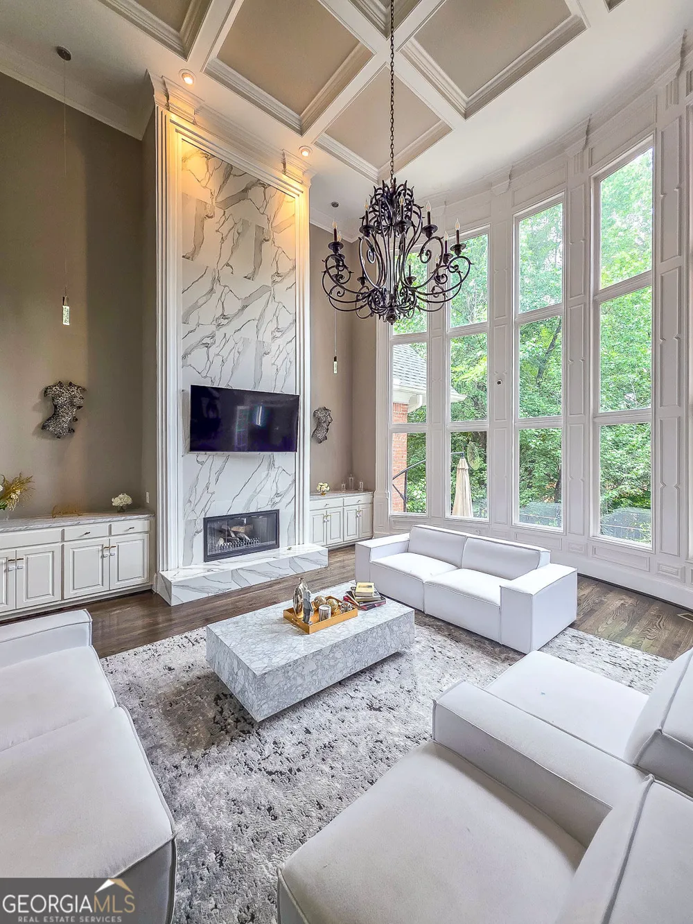 8190 Nesbit Ferry RD Sandy Springs, GA 30350