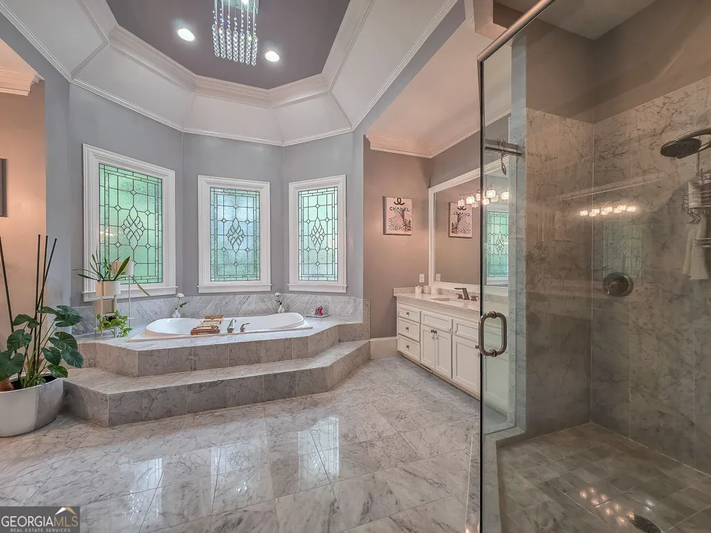 8190 Nesbit Ferry RD Sandy Springs, GA 30350