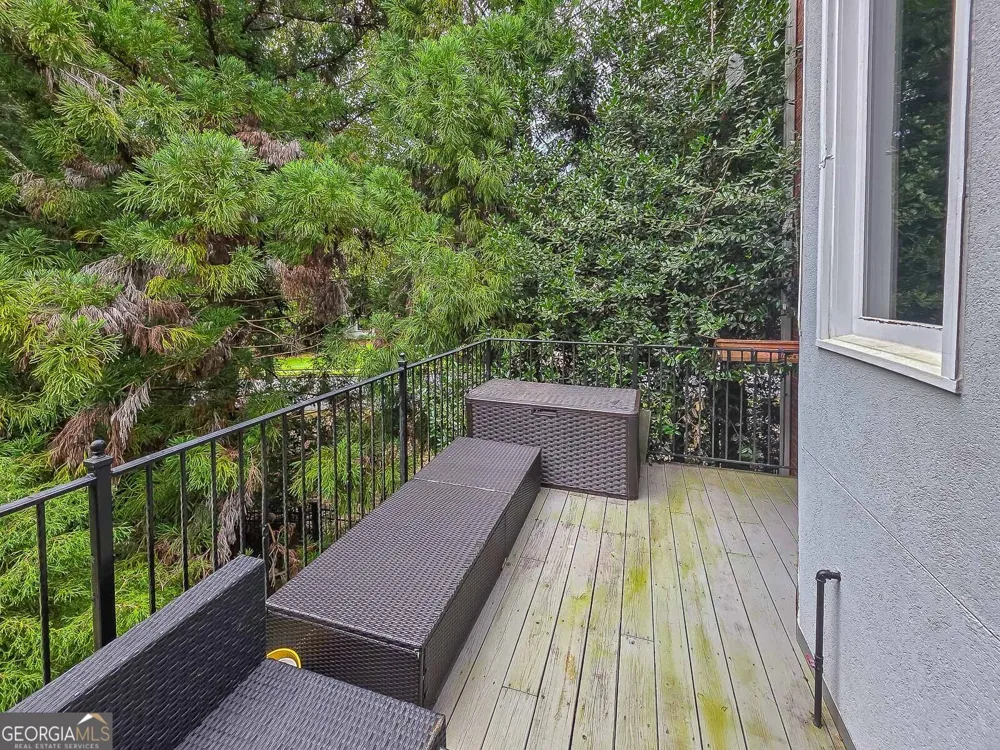 8190 Nesbit Ferry RD Sandy Springs, GA 30350