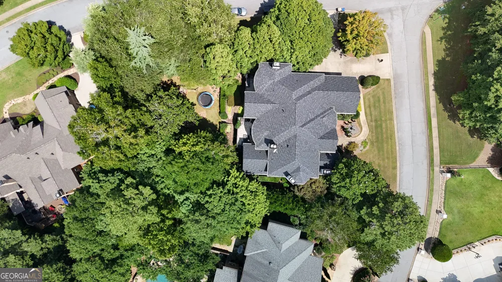 8190 Nesbit Ferry RD Sandy Springs, GA 30350
