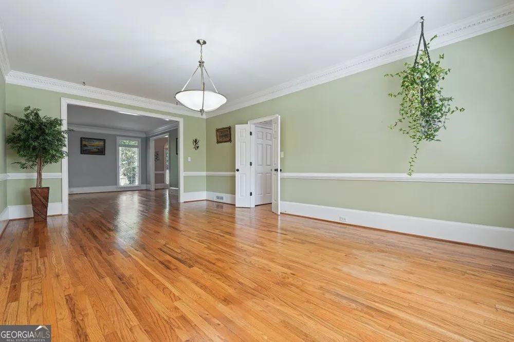 110 Ridge View DR Ball Ground, GA 30107