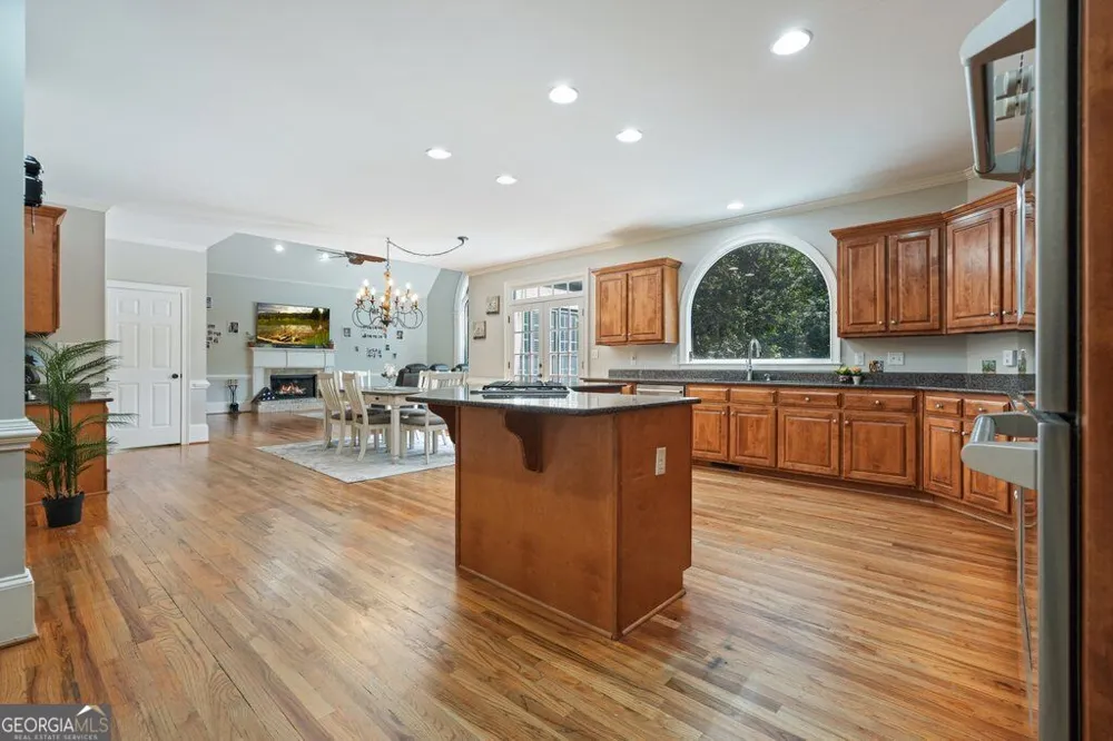 110 Ridge View DR Ball Ground, GA 30107