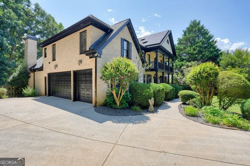 110 Ridge View DR Ball Ground, GA 30107