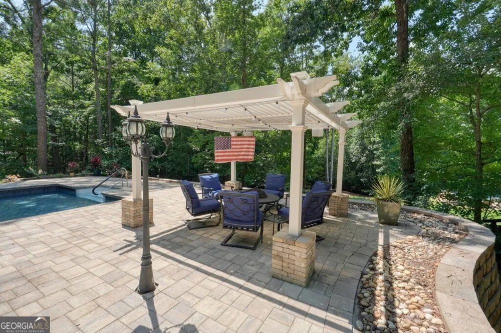 110 Ridge View DR Ball Ground, GA 30107