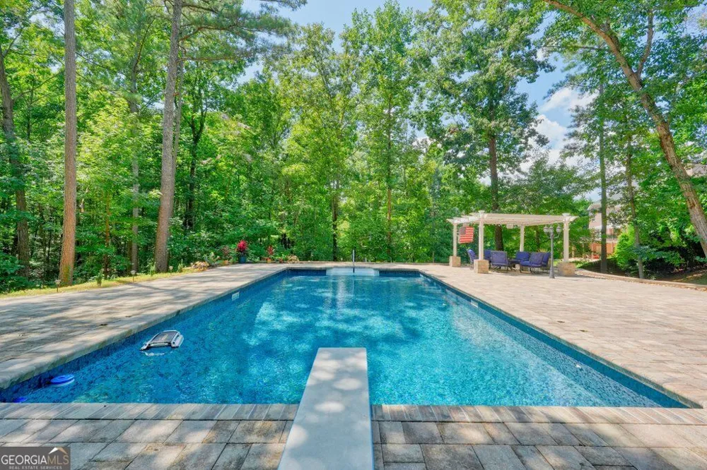 110 Ridge View DR Ball Ground, GA 30107