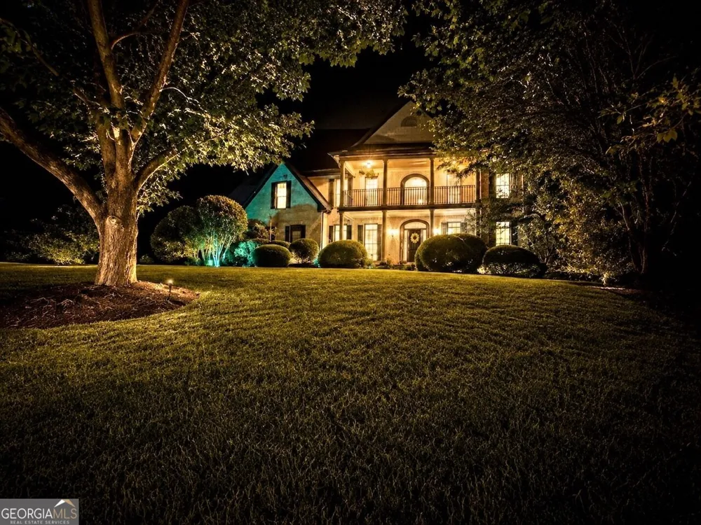 110 Ridge View DR Ball Ground, GA 30107
