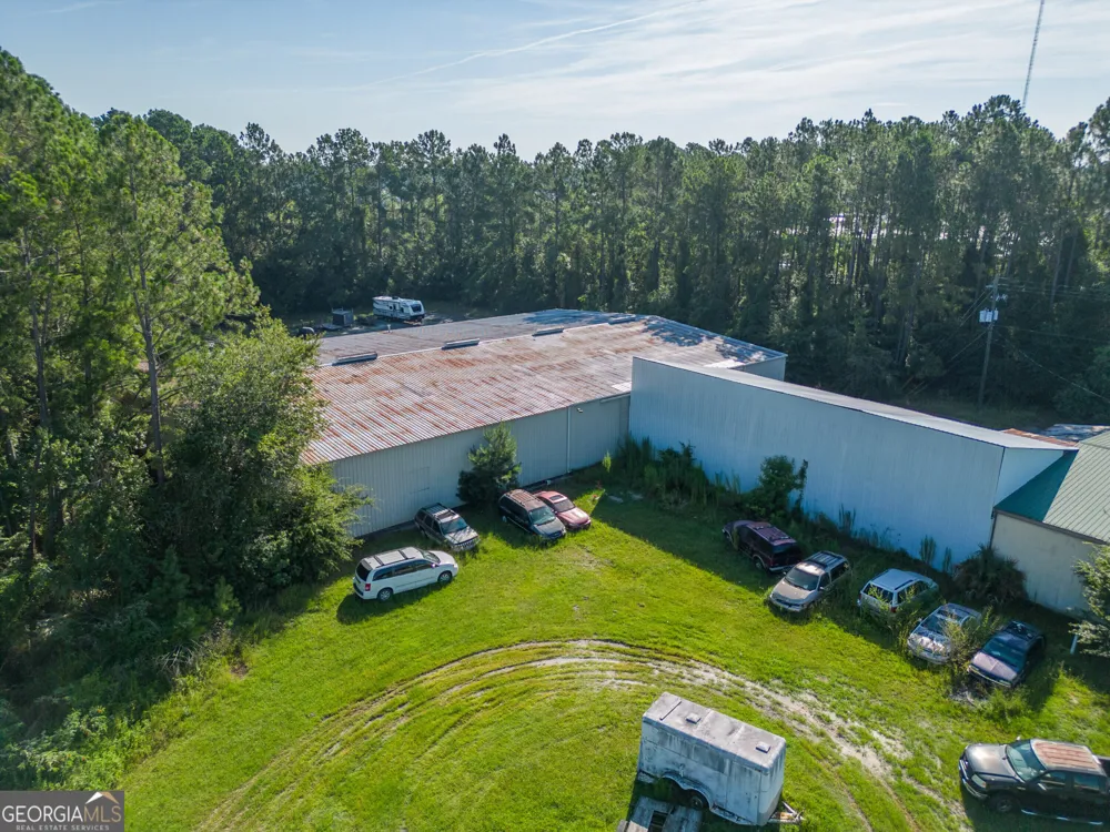 2023 Memorial DR Waycross, GA 31501