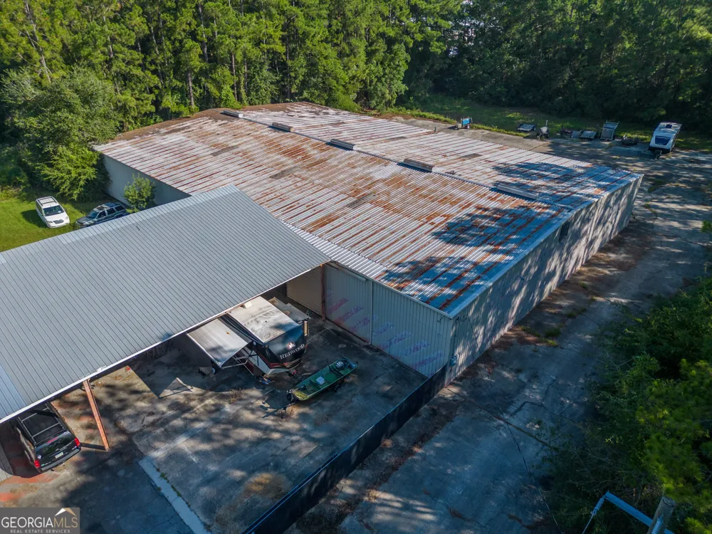 2023 Memorial DR Waycross, GA 31501