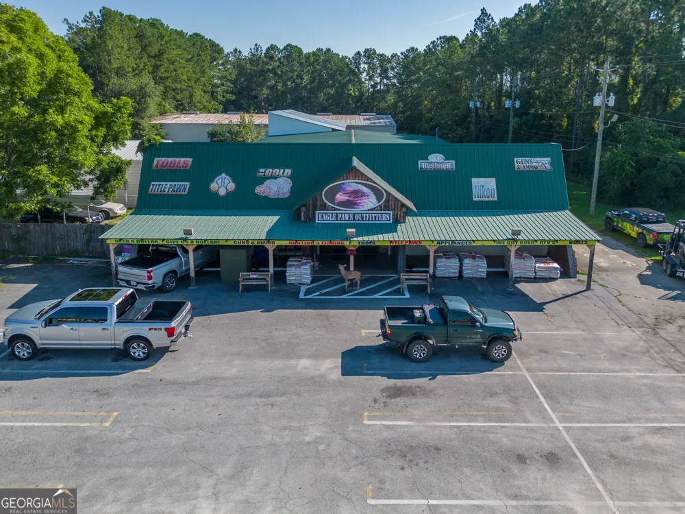 2023 Memorial DR Waycross, GA 31501