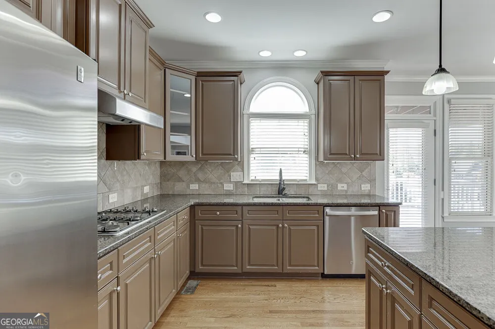 7708 Sleepy Lagoon WAY Flowery Branch, GA 30542