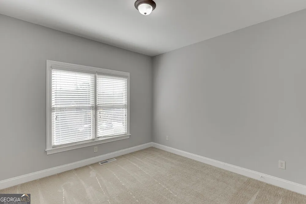 7708 Sleepy Lagoon WAY Flowery Branch, GA 30542