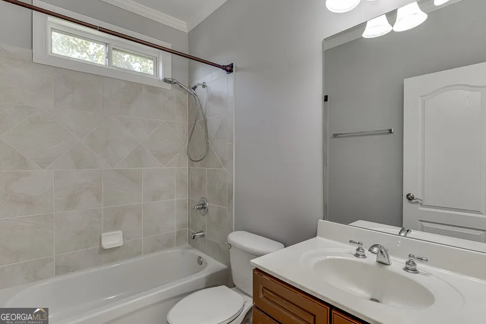 7708 Sleepy Lagoon WAY Flowery Branch, GA 30542