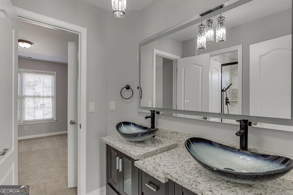 7708 Sleepy Lagoon WAY Flowery Branch, GA 30542