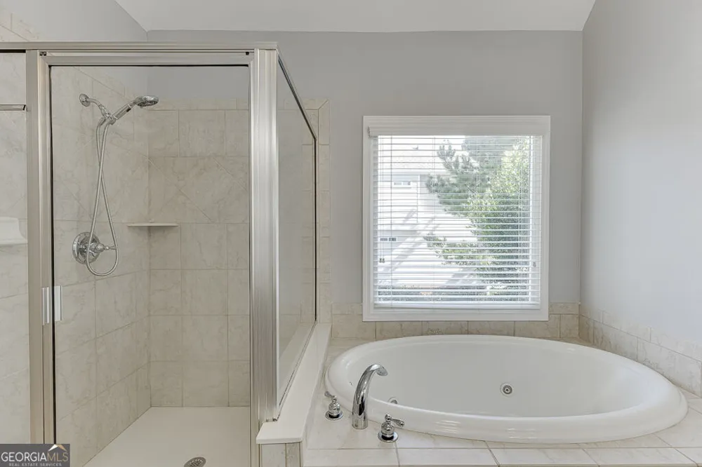7708 Sleepy Lagoon WAY Flowery Branch, GA 30542
