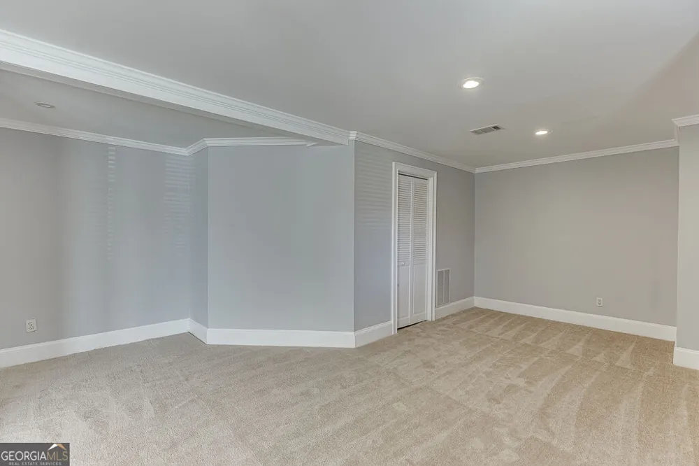 7708 Sleepy Lagoon WAY Flowery Branch, GA 30542