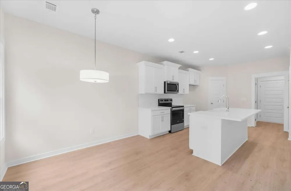 370 West Woods DR Dahlonega, GA 30533