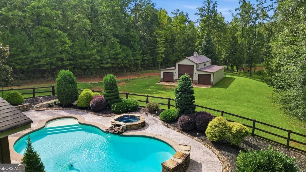 559 Macedonia RD Covington, GA 30014